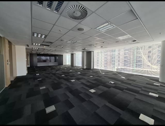 1,094M² OFFICE TO LET IN SANDTON CENTRAL